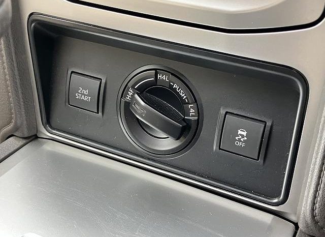 TOYOTA LAND CRUISER PRADO TX 2019 full