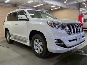 TOYOTA LAND CRUISER PRADO TX L PACKAGE 2015