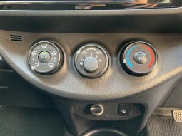 TOYOTA VITZ F 2017 full