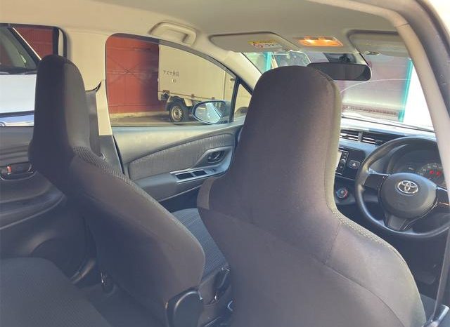 TOYOTA VITZ F 2017 full