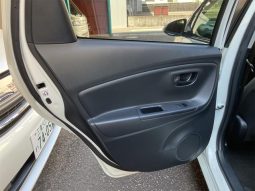 TOYOTA VITZ F 2017 full