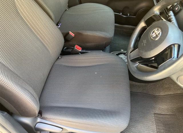 TOYOTA VITZ F 2017 full