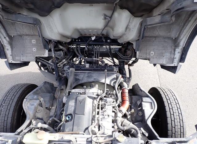 MITSUBISHI FUSO CANTER 2017 full