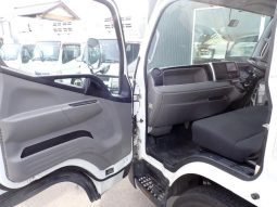 MITSUBISHI FUSO CANTER 2017 full