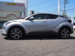 TOYOTA C-HR G 2018 full
