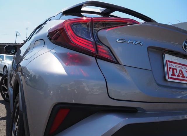 TOYOTA C-HR G 2018 full