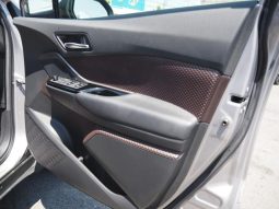 TOYOTA C-HR G 2018 full