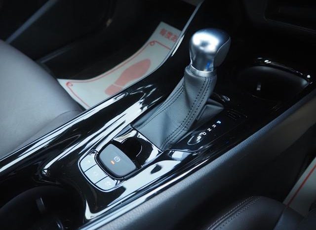 TOYOTA C-HR G 2018 full