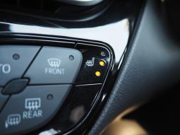 TOYOTA C-HR G 2018 full