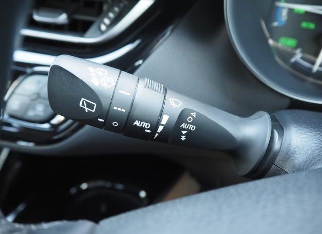 TOYOTA C-HR G 2018 full