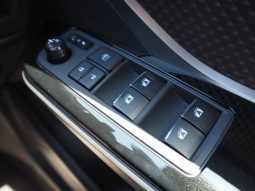 TOYOTA C-HR G 2018 full