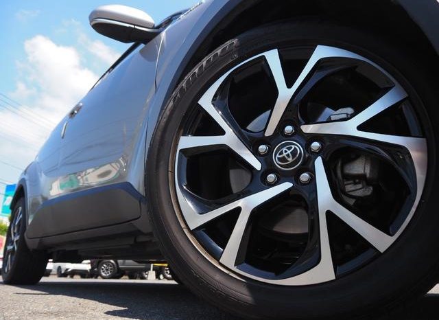 TOYOTA C-HR G 2018 full