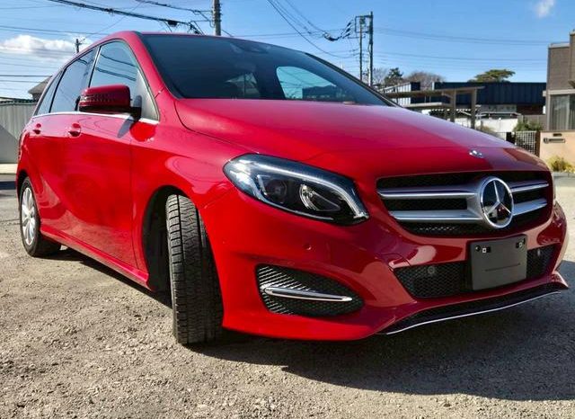 MERCEDES BENZ B-CLASS B180 2017 full