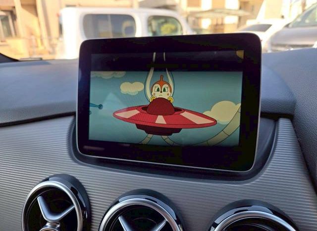 MERCEDES BENZ B-CLASS B180 2017 full