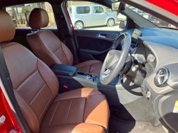 MERCEDES BENZ B-CLASS B180 2017 full