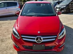 MERCEDES BENZ B-CLASS B180 2017 full