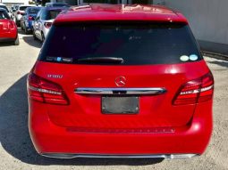 MERCEDES BENZ B-CLASS B180 2017 full