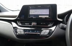 TOYOTA C-HR G 2017 full