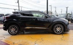 TOYOTA C-HR G 2017 full