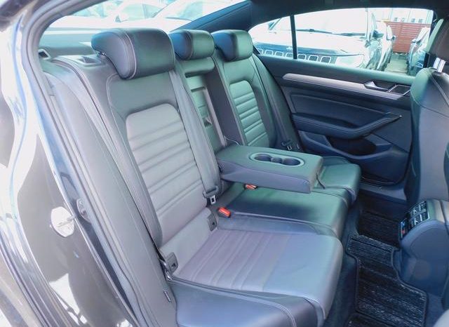 VOLKSWAGEN PASSAT 2.0TSI R LINE 2018 full