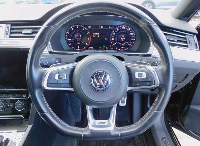 VOLKSWAGEN PASSAT 2.0TSI R LINE 2018 full