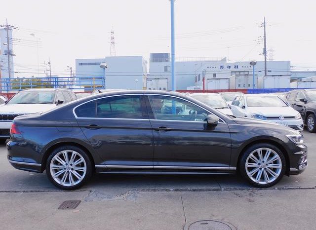 VOLKSWAGEN PASSAT 2.0TSI R LINE 2018 full