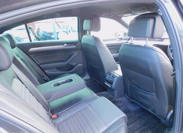 VOLKSWAGEN PASSAT 2.0TSI R LINE 2018 full