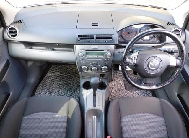 MAZDA DEMIO CASUAL 2005 full