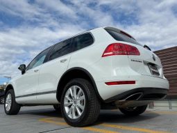 VOLKSWAGEN TOUAREG V6 BLUEMOTION TECHNOLOGY 2015 full