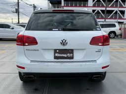 VOLKSWAGEN TOUAREG V6 BLUEMOTION TECHNOLOGY 2015 full