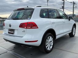 VOLKSWAGEN TOUAREG V6 BLUEMOTION TECHNOLOGY 2015 full