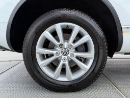 VOLKSWAGEN TOUAREG V6 BLUEMOTION TECHNOLOGY 2015 full