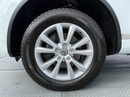 VOLKSWAGEN TOUAREG V6 BLUEMOTION TECHNOLOGY 2015 full