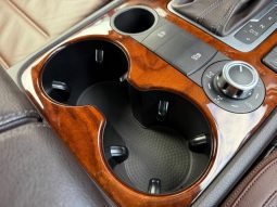 VOLKSWAGEN TOUAREG V6 BLUEMOTION TECHNOLOGY 2015 full