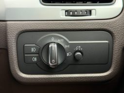 VOLKSWAGEN TOUAREG V6 BLUEMOTION TECHNOLOGY 2015 full