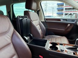 VOLKSWAGEN TOUAREG V6 BLUEMOTION TECHNOLOGY 2015 full