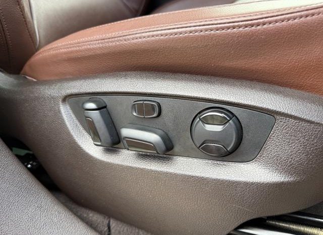 VOLKSWAGEN TOUAREG V6 BLUEMOTION TECHNOLOGY 2015 full