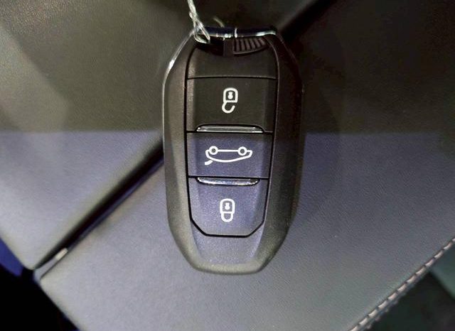 PEUGEOT 5008 GT BLUE HDI 2021 full