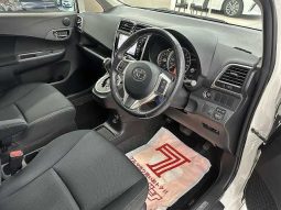 TOYOTA RACTIS S 2013 full