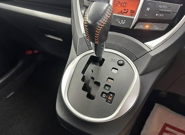 TOYOTA RACTIS S 2013 full