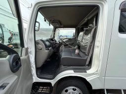 MITSUBISHI FUSO CANTER GUTS 2017 full