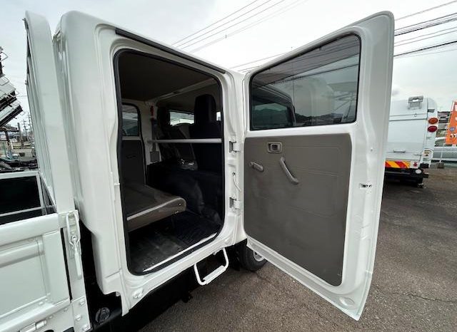 MITSUBISHI FUSO CANTER GUTS 2017 full