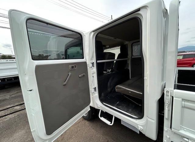 MITSUBISHI FUSO CANTER GUTS 2017 full