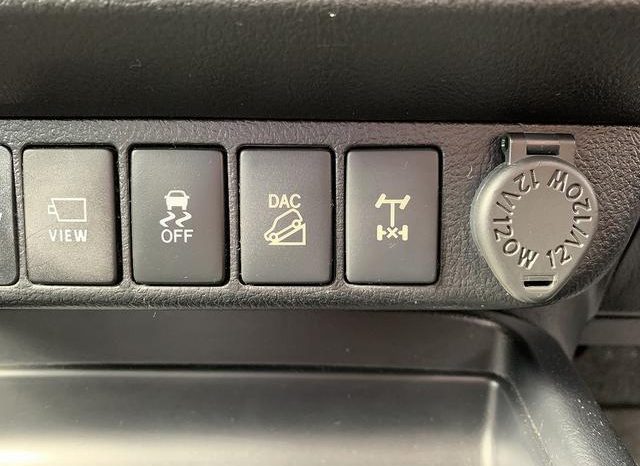 TOYOTA HILUX Z 2018 full