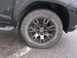 TOYOTA HILUX X 2018 full