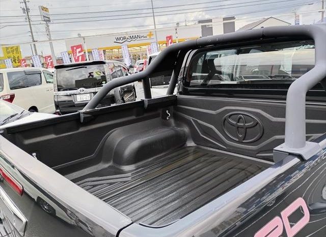 TOYOTA HILUX X 2018 full