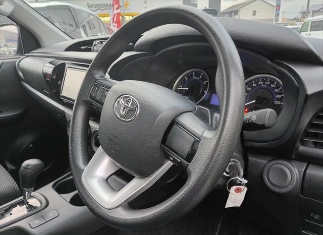 TOYOTA HILUX X 2018 full