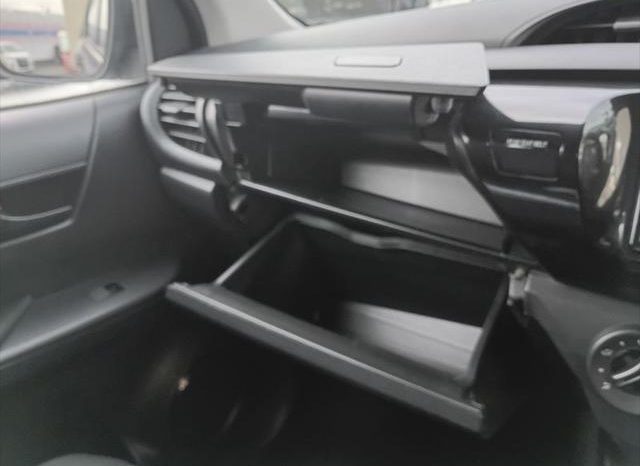 TOYOTA HILUX X 2018 full