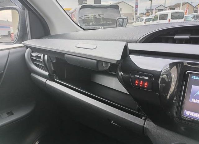 TOYOTA HILUX X 2018 full