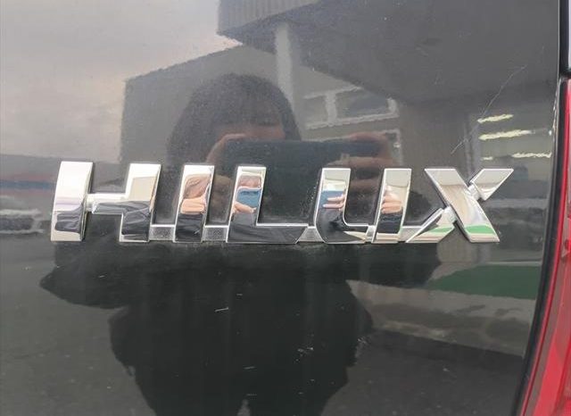 TOYOTA HILUX X 2018 full